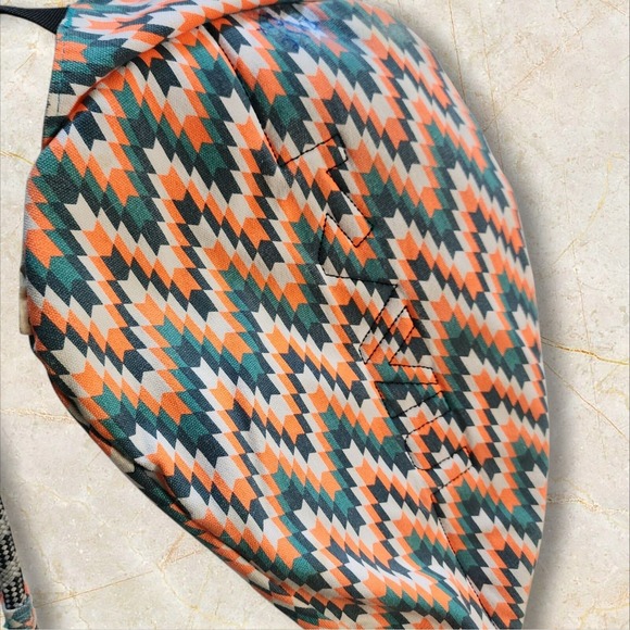 KAVU Rope Sling Bag Crossbody Shoulder Bag Geometric Print Travel - Picture 5 of 7